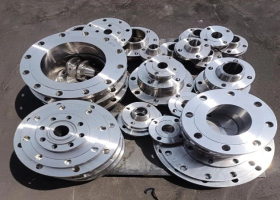 Flanges de acero de precisión con diferentes clasificaciones de clase para aplicaciones industriales