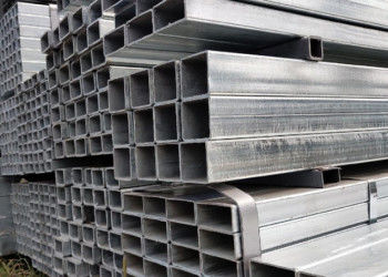 Las secciones huecas de acero galvanizado cumplen con la norma GB para la construcción personalizada