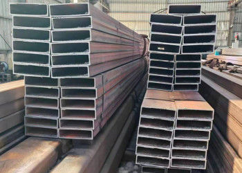 Sección hueca galvanizada de acero sin costura estándar EN para aplicaciones versátiles