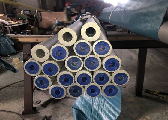 Tubo de tubos de acero inoxidable biselado con tolerancia de soldadura del ± 1% Rango de diámetro 2 mm-550 mm