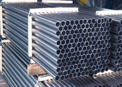 Tubo de acero sin costura con pintura negra para petróleo y gas GB/T8163