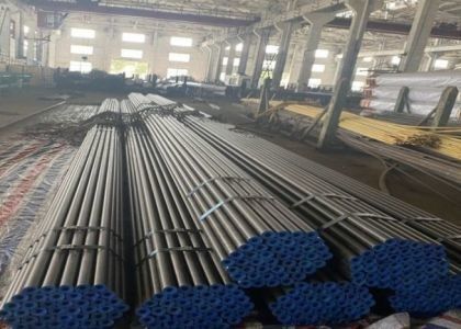 Tubo de acero de intercambiador de calor ASTM A210 Diámetro exterior personalizado con certificado DIN