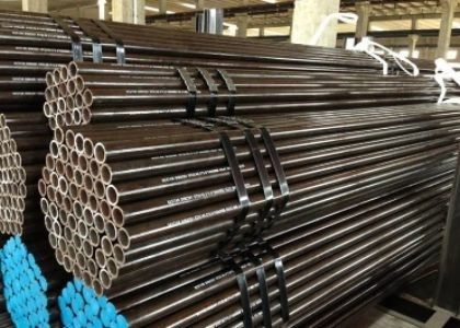 Tubo de acero de intercambiador de calor estándar ASTM A210 con tratamiento de corte de extremo
