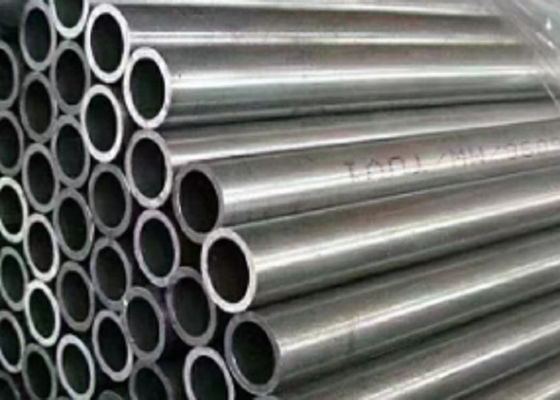 1.2-30 Tubos de acero de aleación de espesor de pared para mayor brillo en aplicaciones industriales