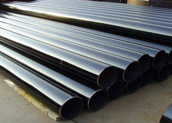 ASTM A53 Tubo de acero biselado de soldadura longitudinal pintado de negro de 21,3 mm a 660 mm OD