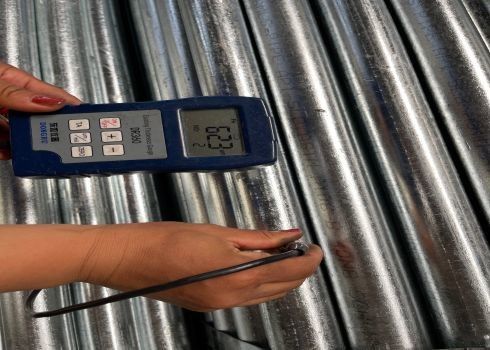 Tubo de acero laminado en caliente con resistencia eléctrica soldado en formas rectangulares redondas cuadradas