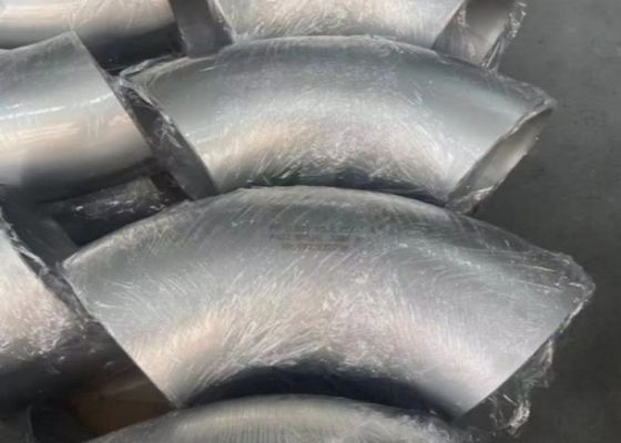 300 Accesorios para tuberías de acero inoxidable para aplicaciones a presión