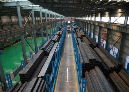 Componentes estructurales solares Secciones huecas de acero 2-12m Largo para materiales de construcción