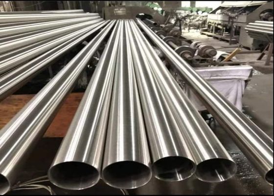 Tubo de acero inoxidable estándar ASTM A249 con extremos abovedados y grosor de 0,3 mm-150 mm