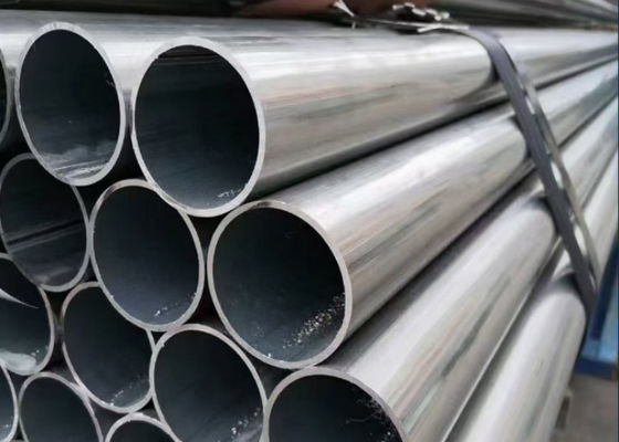 Tubo de acero al carbono soldado de superficie desnuda para un rendimiento óptimo en forma rectangular