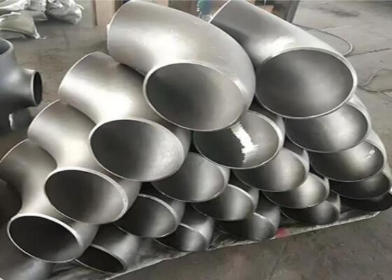 ASME B 16.9 Accesorios de tuberías de acero estándar con conexión de soldadura de fondo y tratamiento de superficie galvanizado
