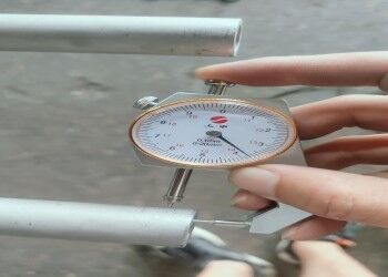 Tubos de acero inoxidable laminados en frío y laminados en caliente con resistencia a altas temperaturas y corrosión para aplicaciones industriales